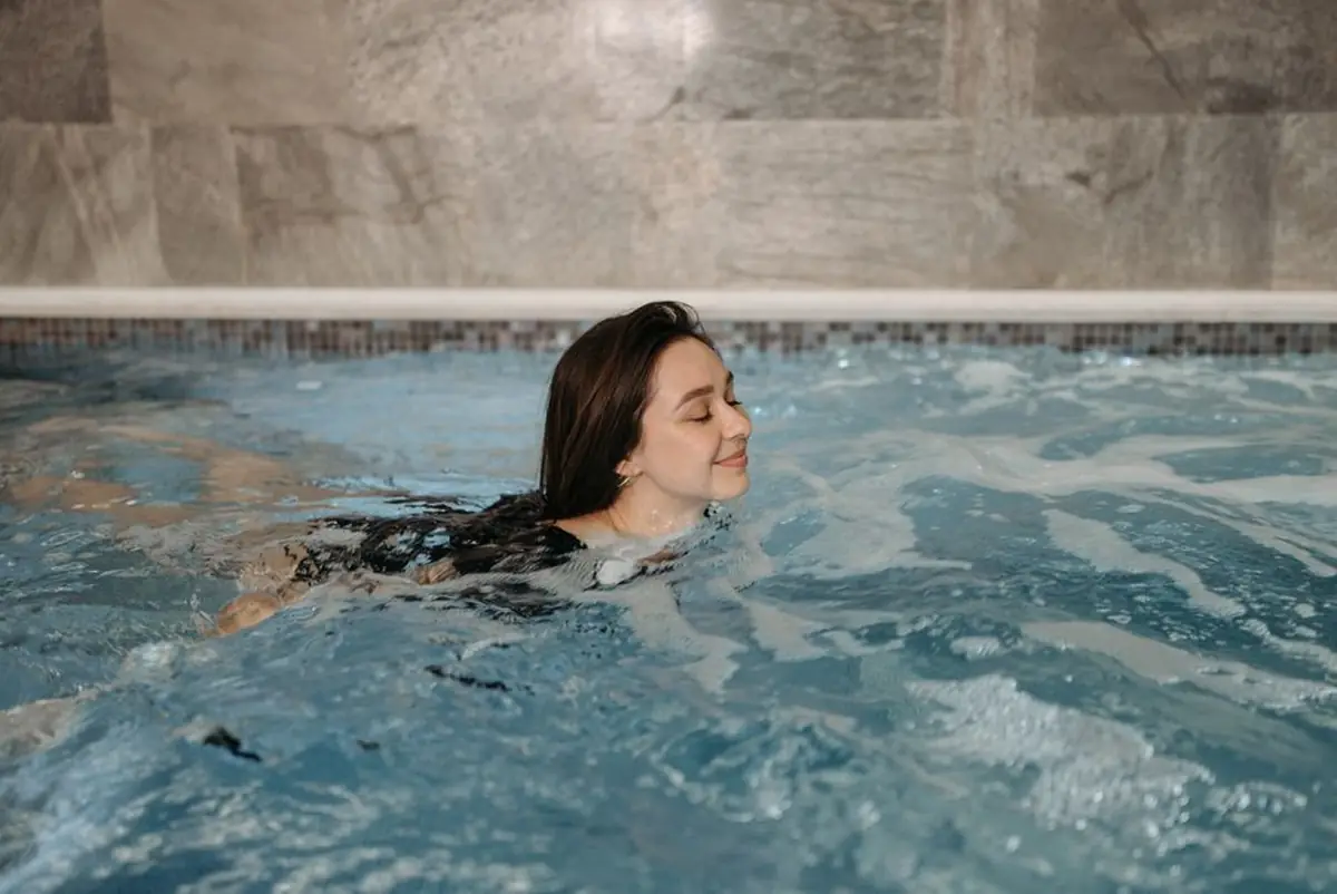 Plavání proti proudu ve swim spa